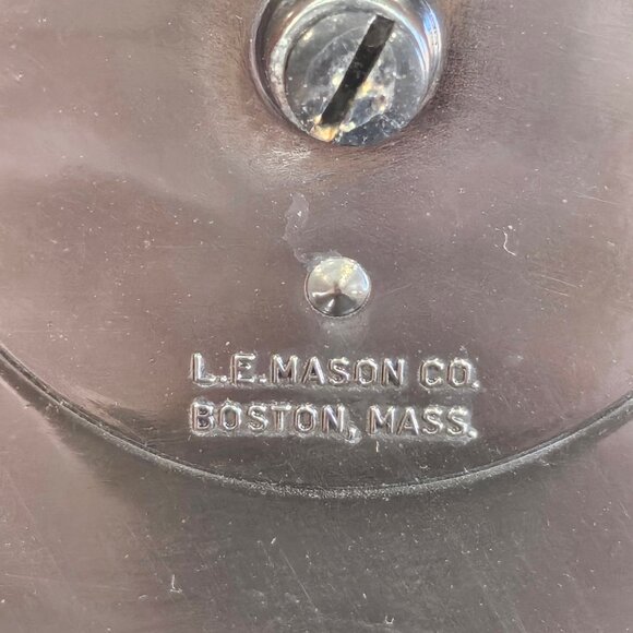 Vintage LE Mason Company Silent Butler Monogrammed Old English "H" Crumb Catcher - Picture 4 of 10